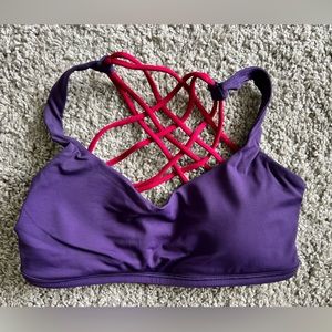 Lululemon Free to Be Wild Going Grape / Bumble Berry size 6
